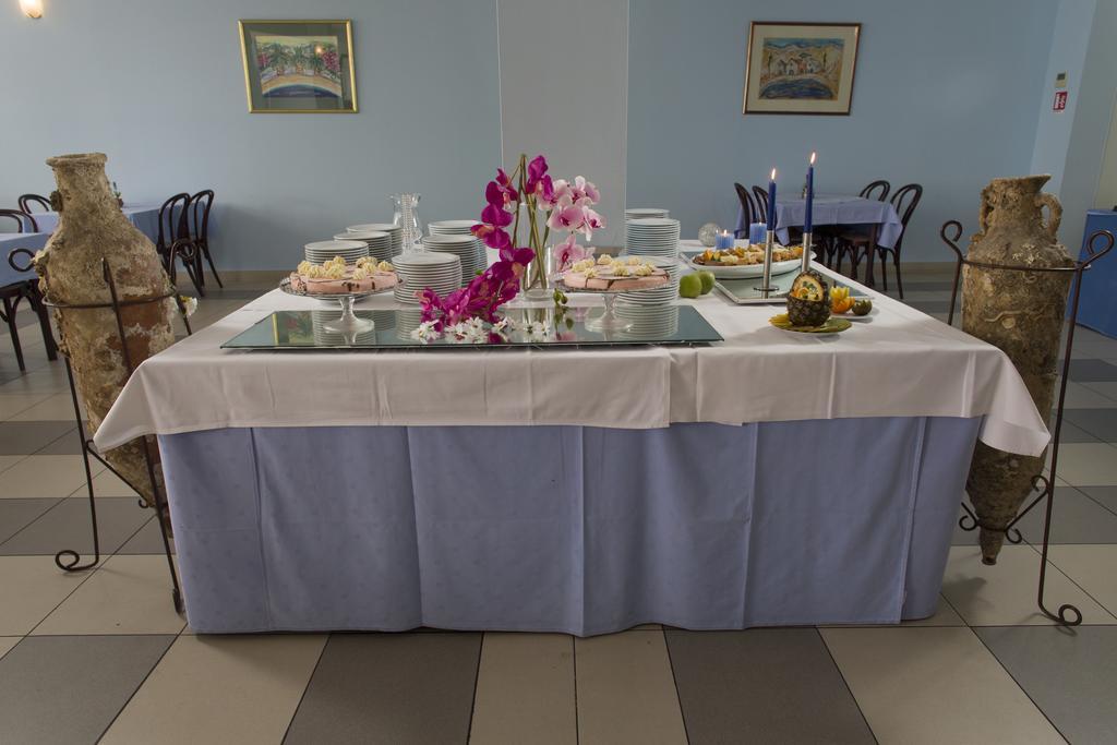 Hotel Laguna กราดัซ ภายนอก รูปภาพ