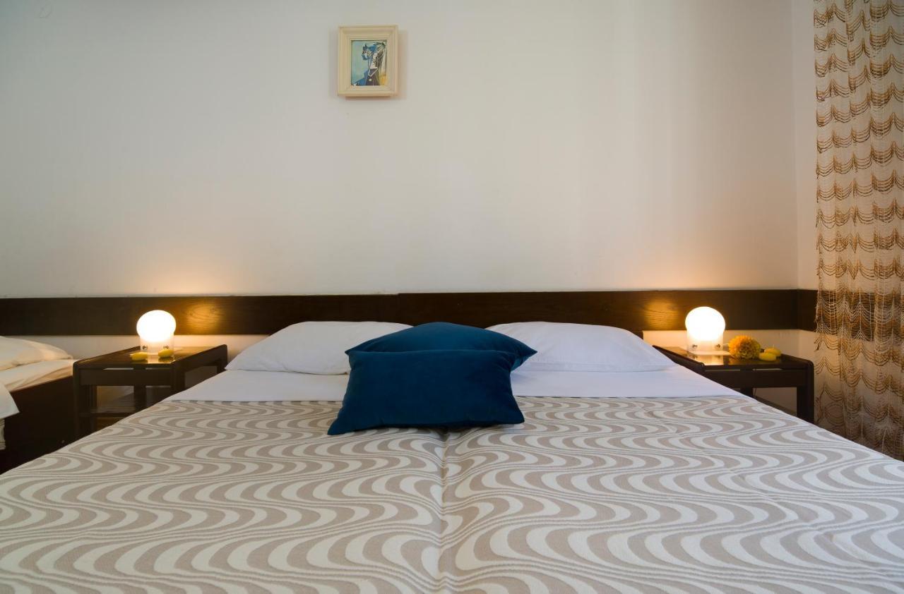 Hotel Laguna กราดัซ ภายนอก รูปภาพ